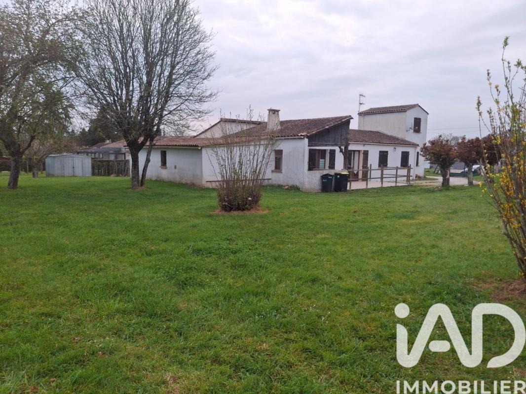 Maison 5 Pièce(s) Cours-de-Pile