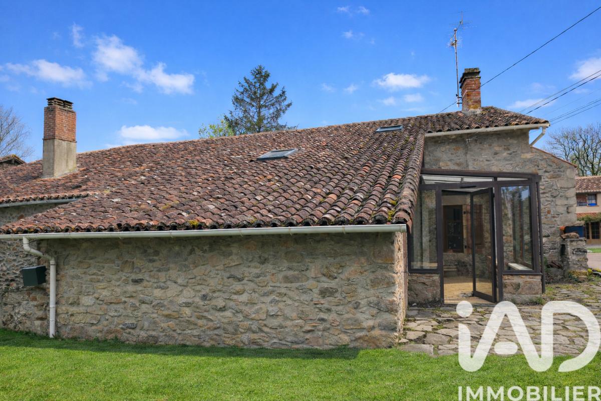 Maison de village 4 Pièce(s) Saulgond