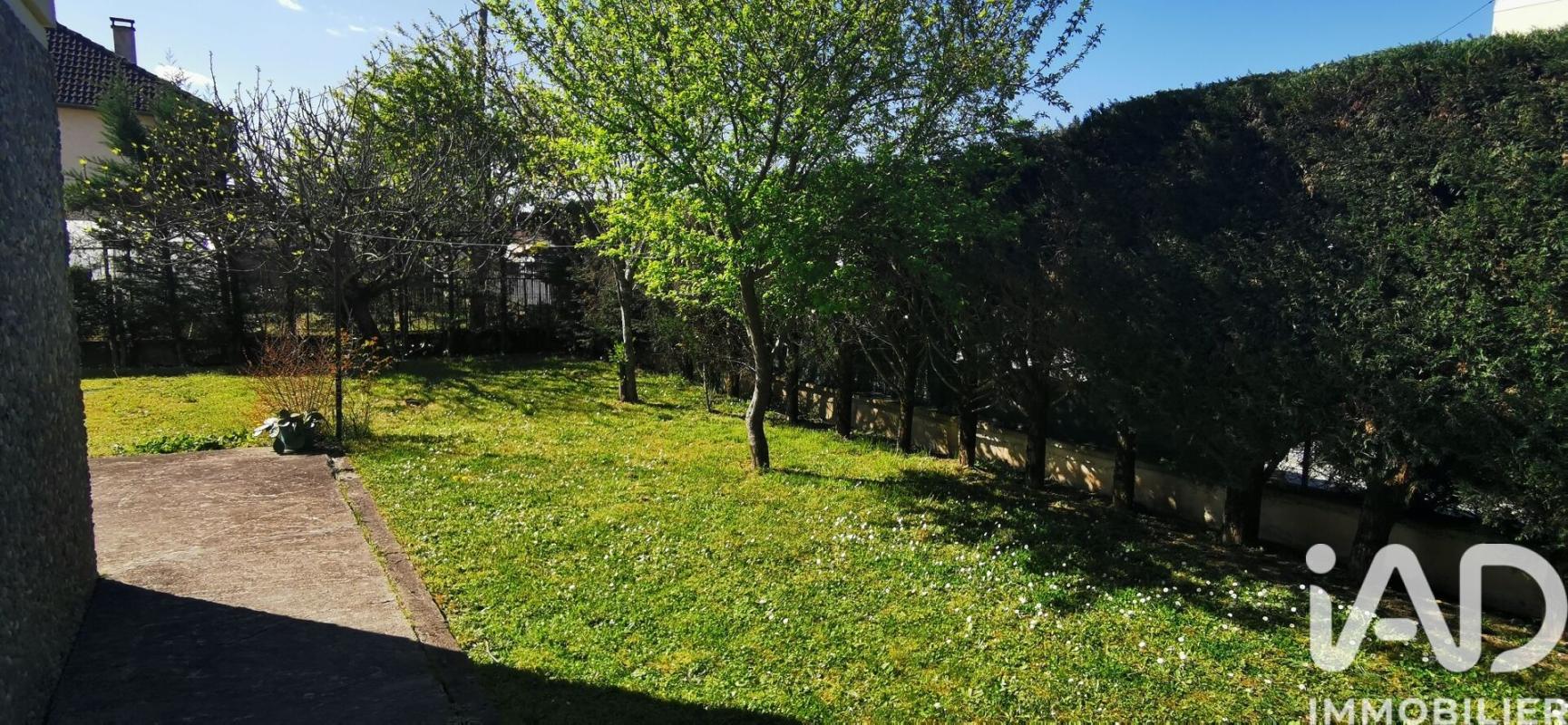 Maison 6 Pièce(s) Terrasson-Lavilledieu