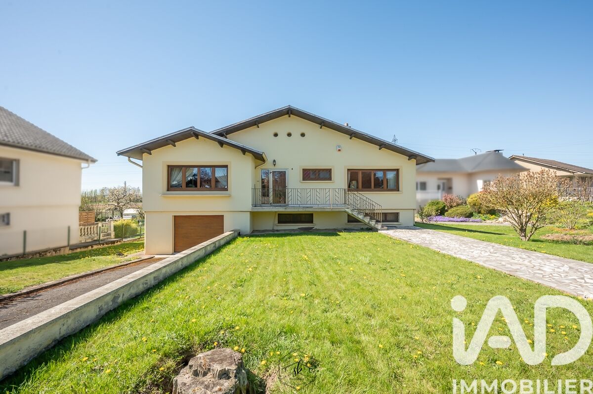 Maison 6 Pièce(s) Bousse