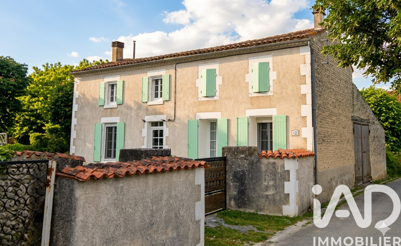 Maison de village 7 Pièce(s) Paillé