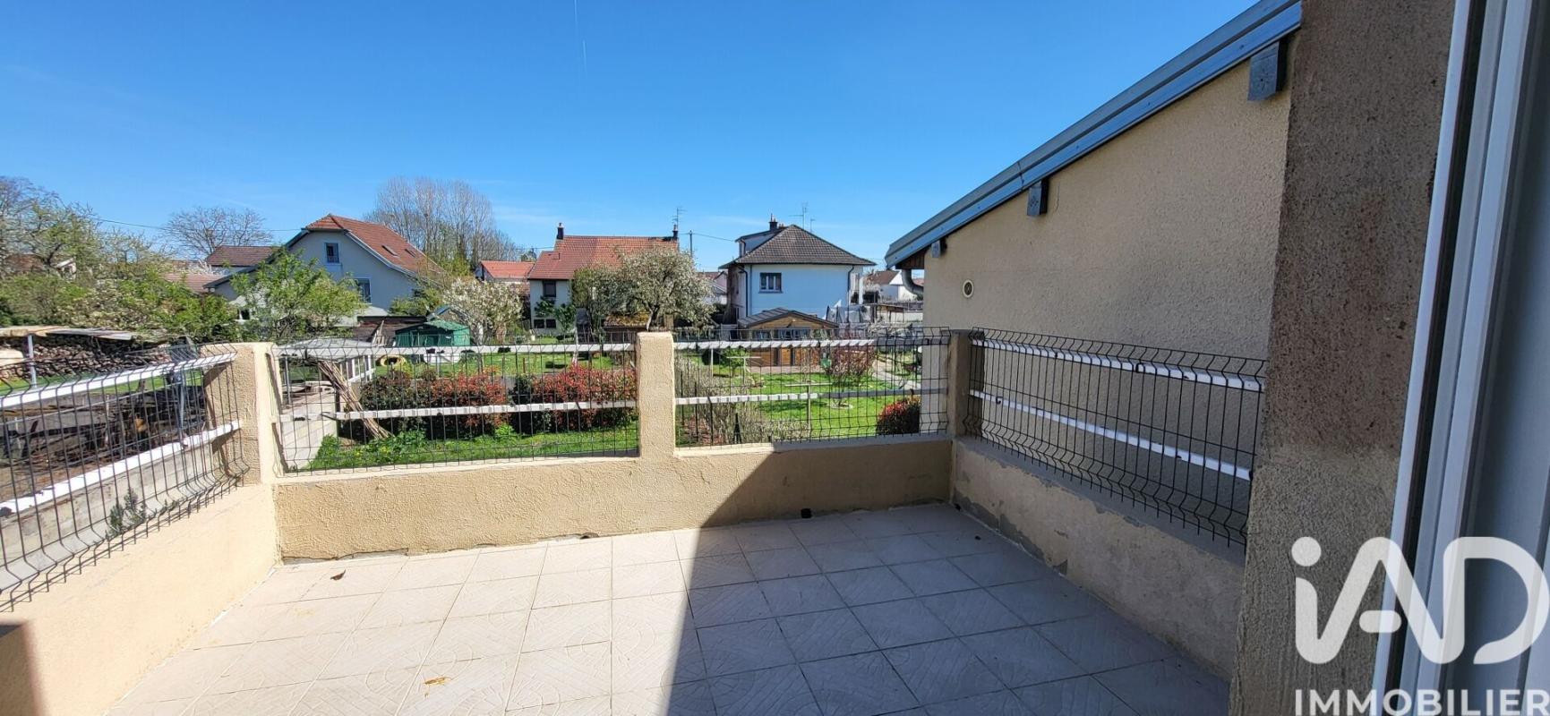 Maison 5 Pièce(s) Lure - Photo 1