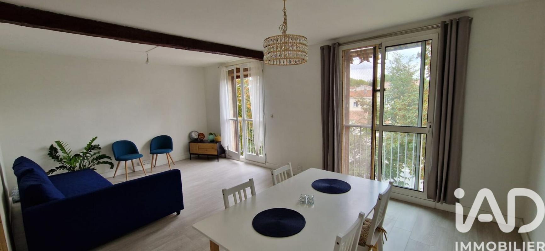 Appartement 3 Pièce(s) Salon-de-Provence