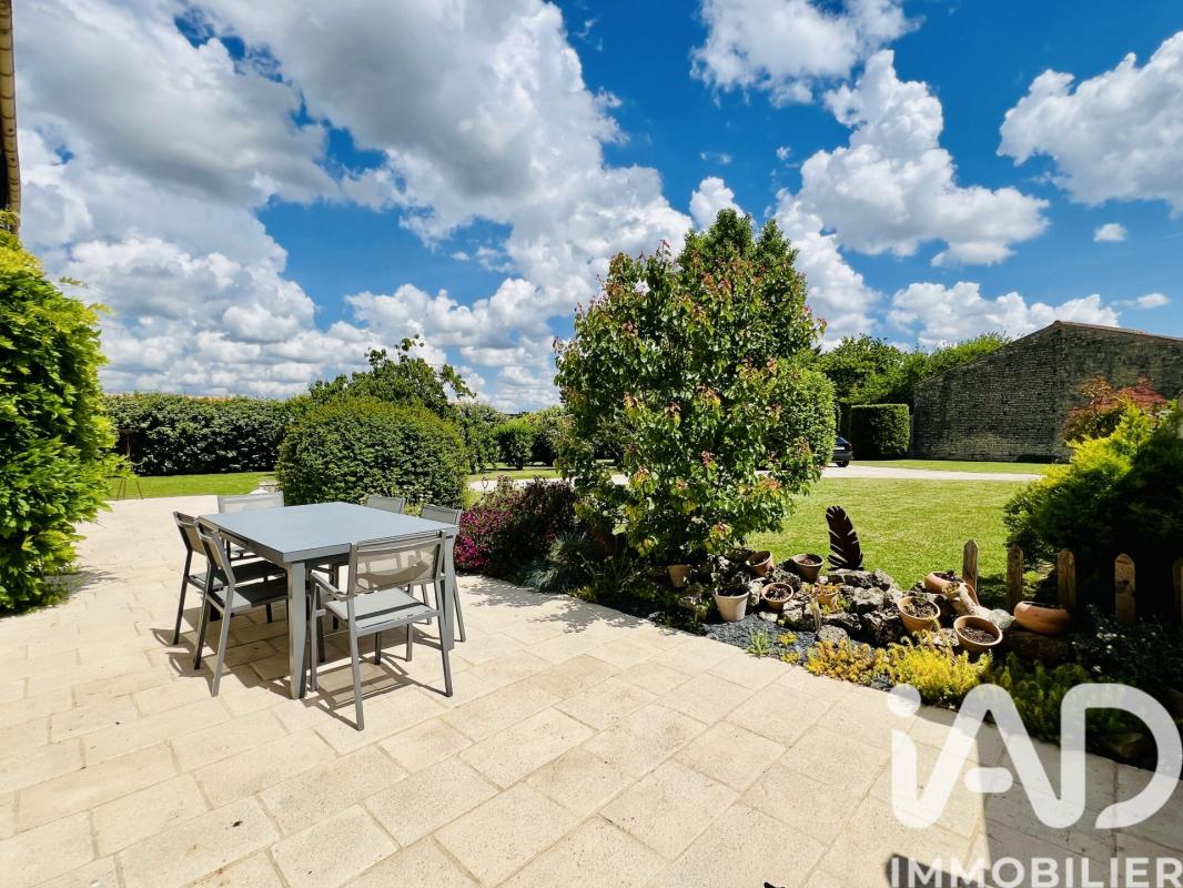 Maison 5 Pièce(s) Landrais