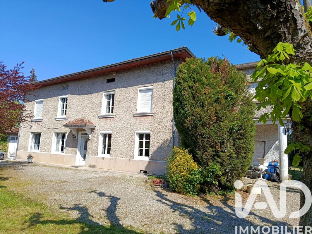 Demeure 10 Pièce(s) Izeaux