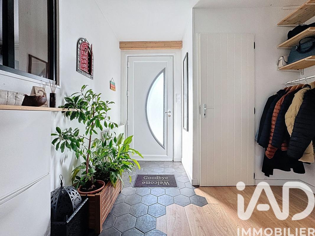 Maison 4 Pièce(s) Vert-Saint-Denis