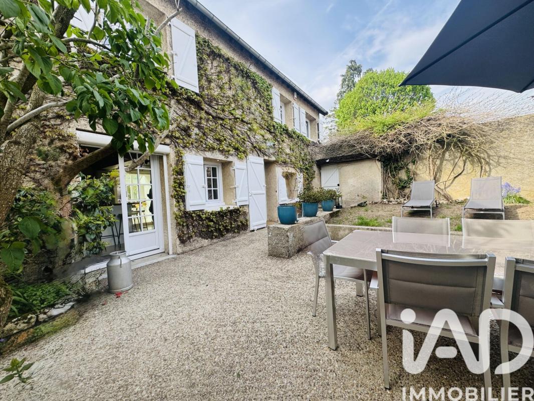 Maison de village 8 Pièce(s) Montfort-l'Amaury