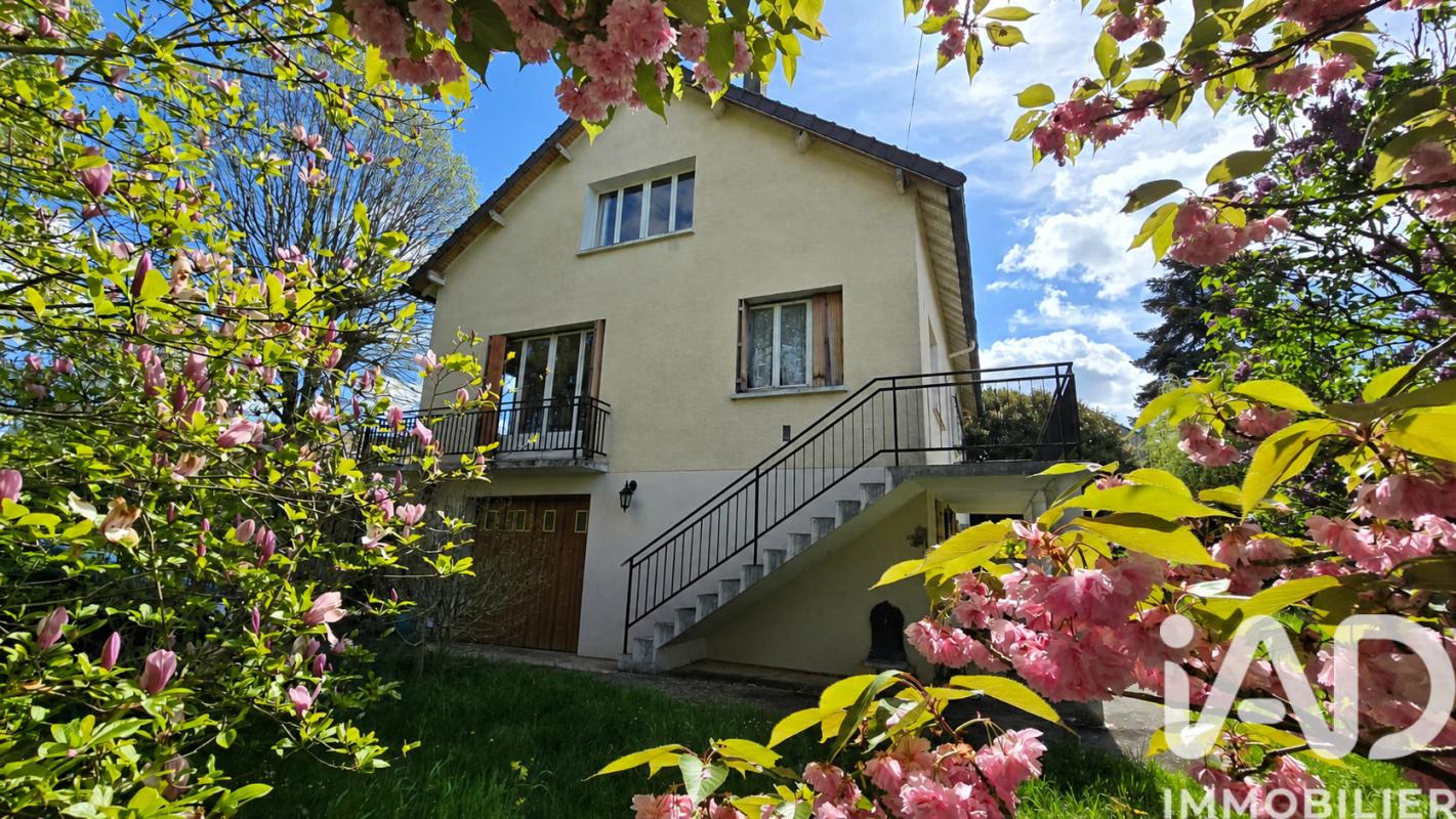 Maison 8 Pièce(s) Égly