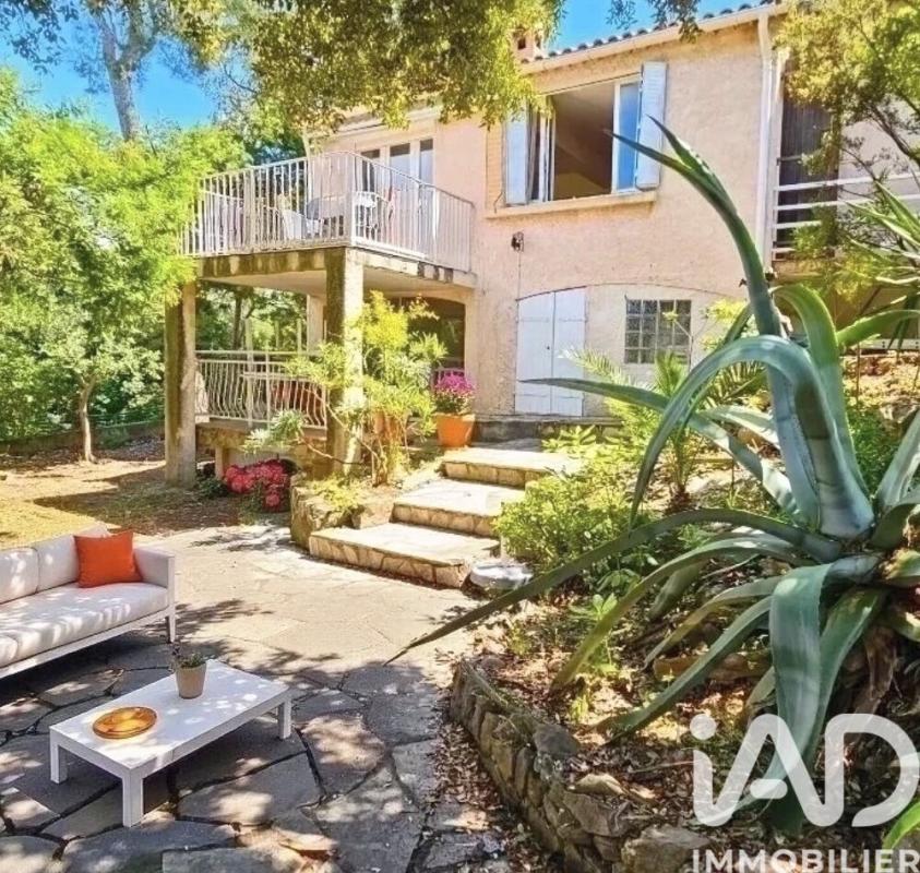 Maison 5 Pièce(s) Le Pradet