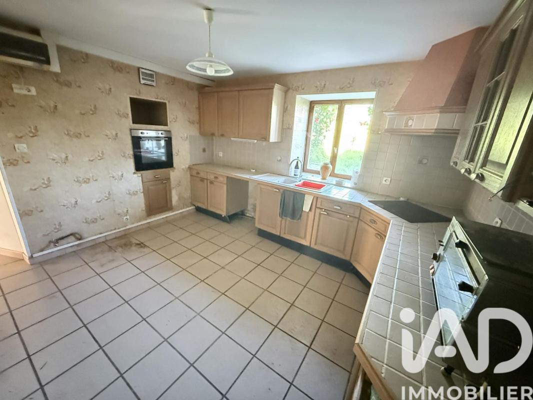 Maison 6 Pièce(s) Le Brethon - Photo 7