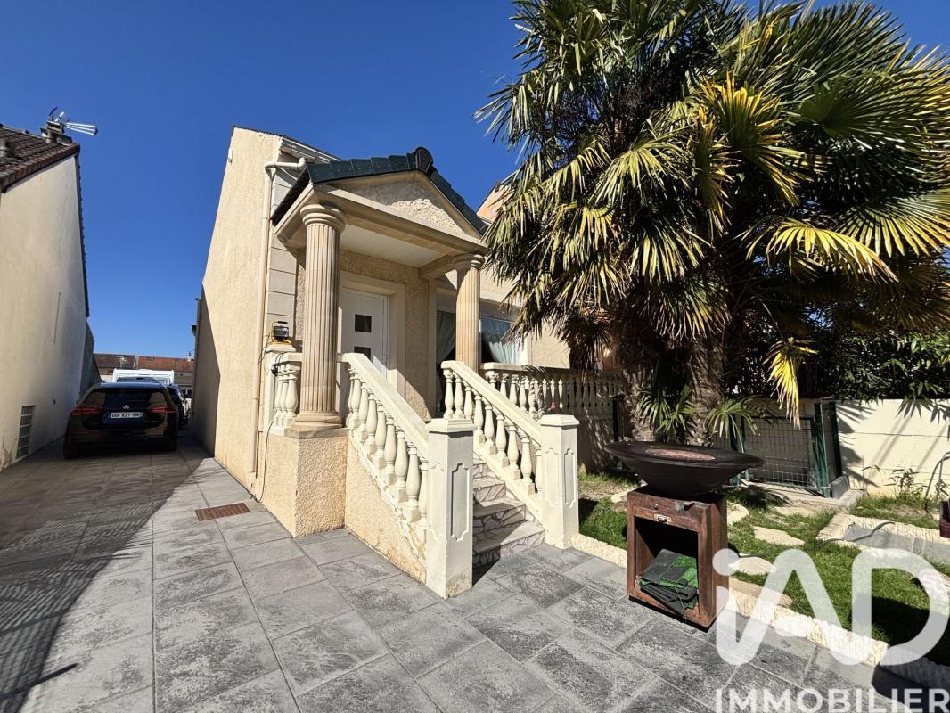 Maison 5 Pièce(s) Montfermeil