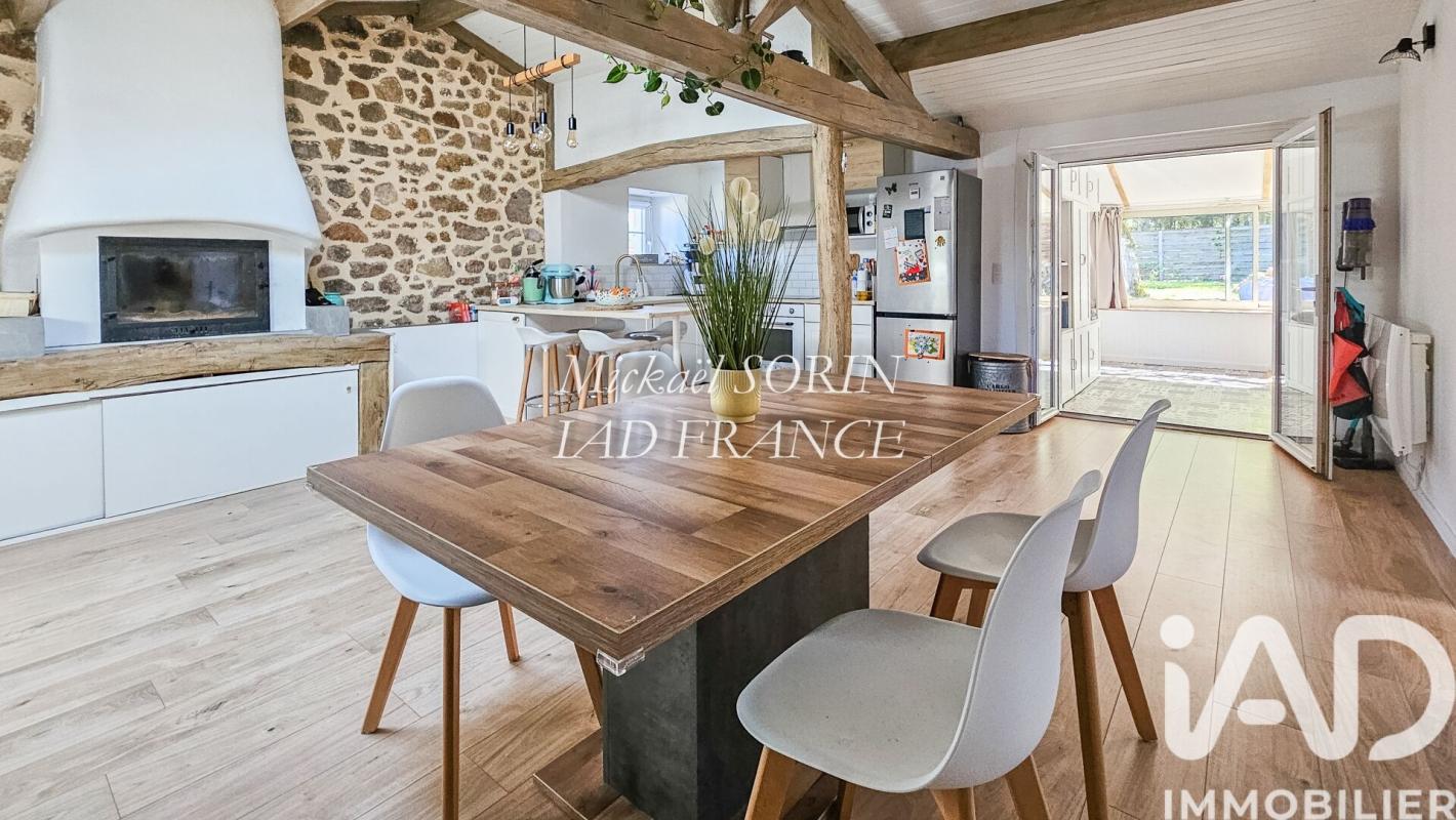 Maison de village 4 Pièce(s) La Chaize-le-Vicomte