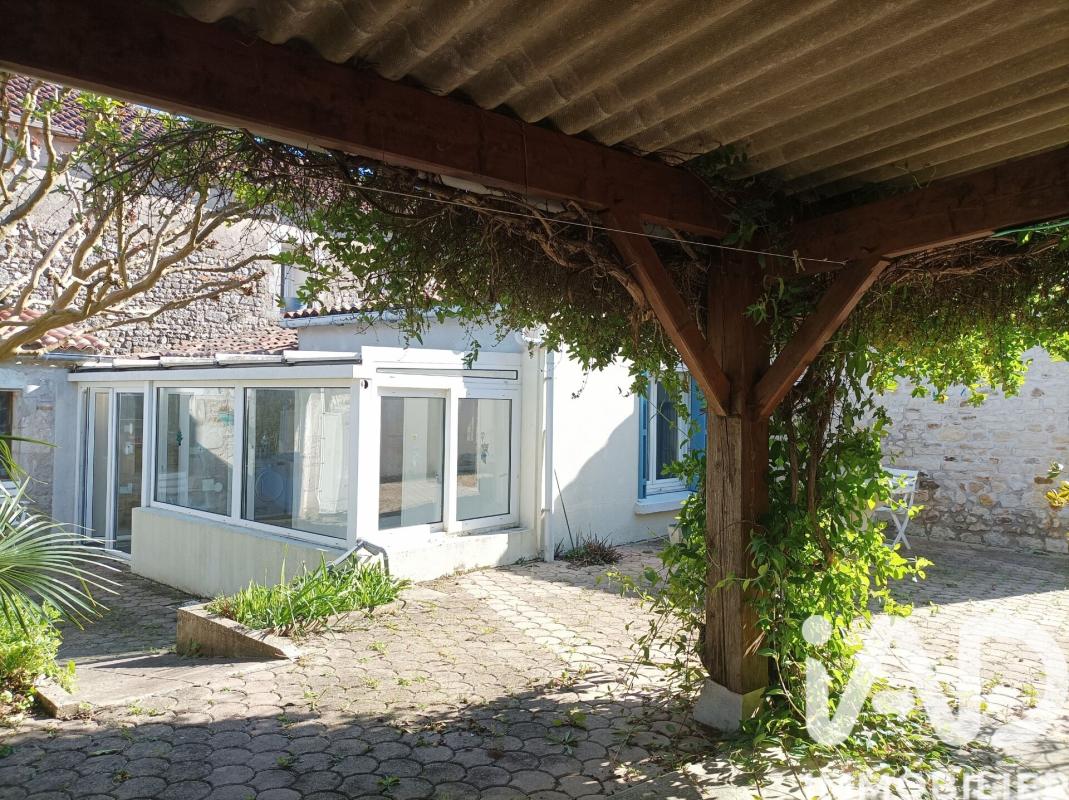 Maison 8 Pièce(s) Corme-Royal - Photo 4