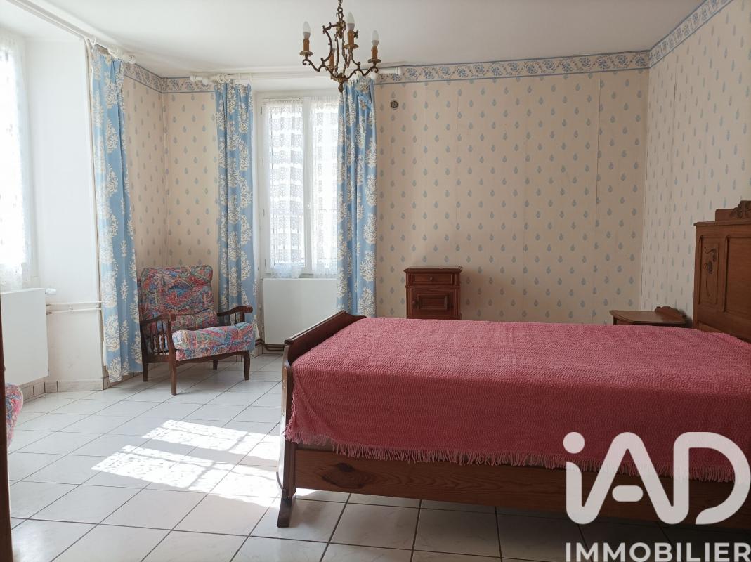 Maison 8 Pièce(s) Corme-Royal - Photo 11