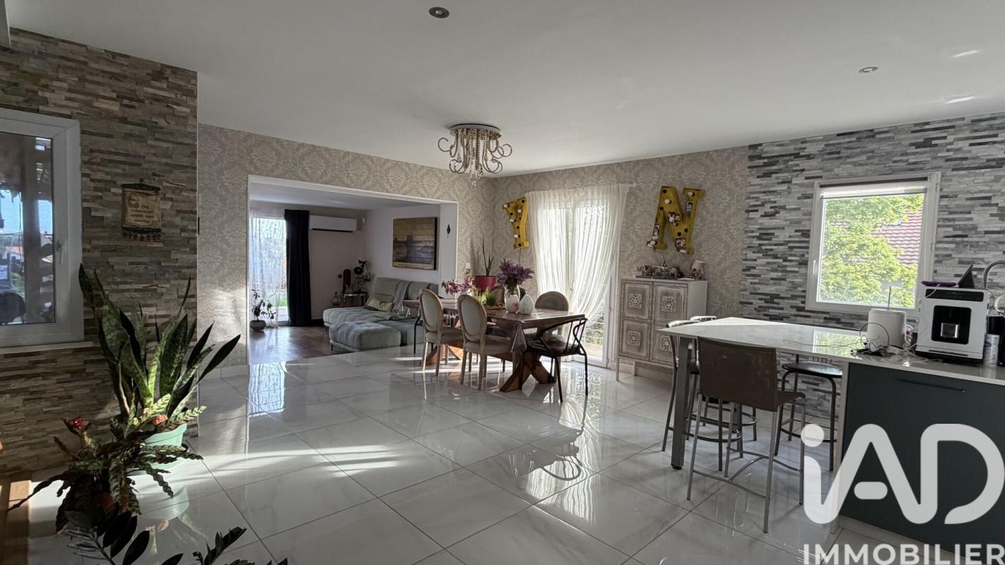 Maison 7 Pièce(s) Migné-Auxances