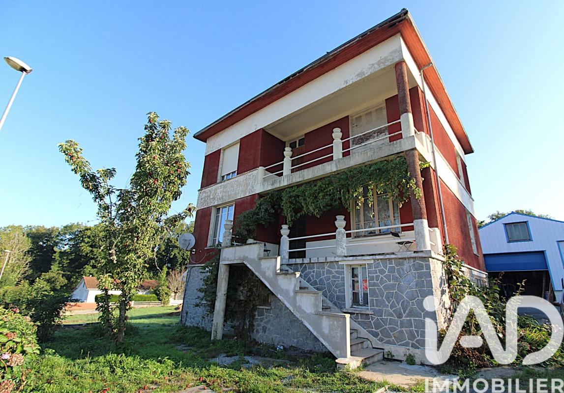 Maison de ville 8 Pièce(s) Bourganeuf