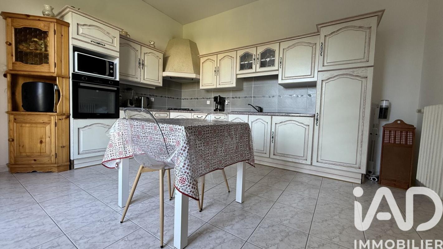 Maison 8 Pièce(s) Saint-Clément-des-Levées - Photo 12