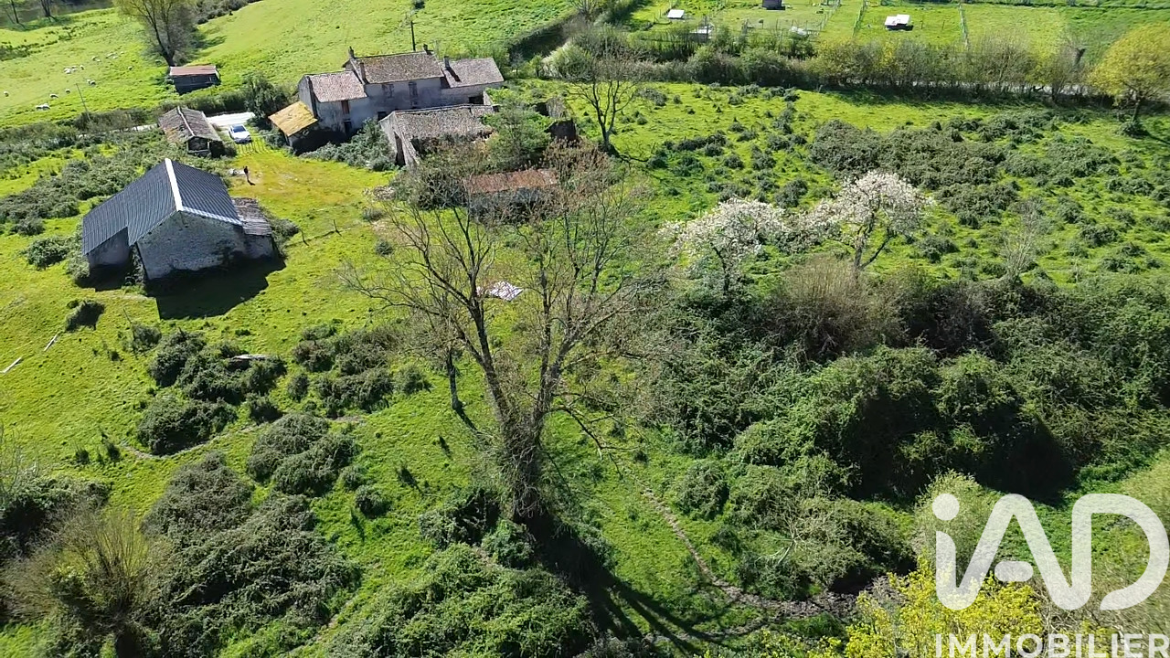 Maison 4 Pièce(s) La Peyratte