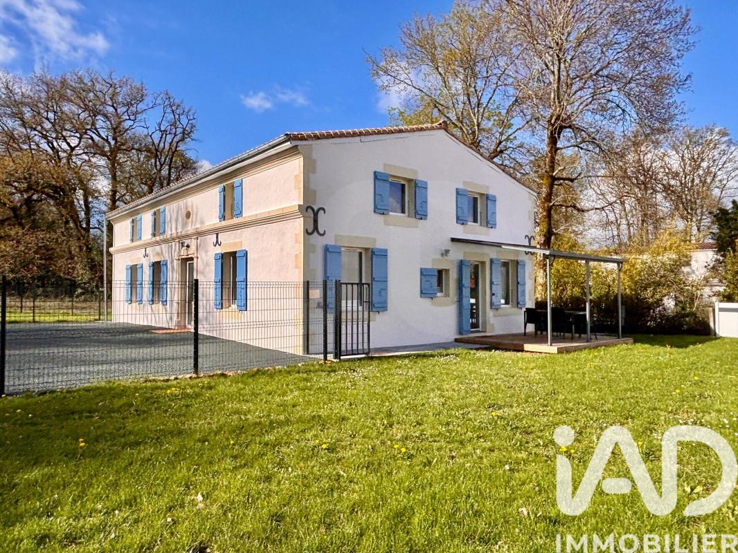 Maison 6 Pièce(s) Médis