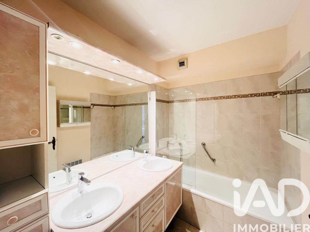 Appartement 4 Pièce(s) Villeneuve-Loubet