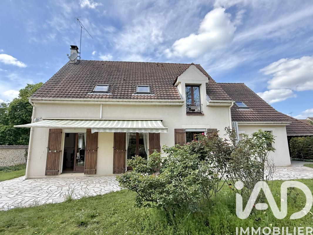 Maison traditionnelle 7 Pièce(s) Soisy-sur-Seine