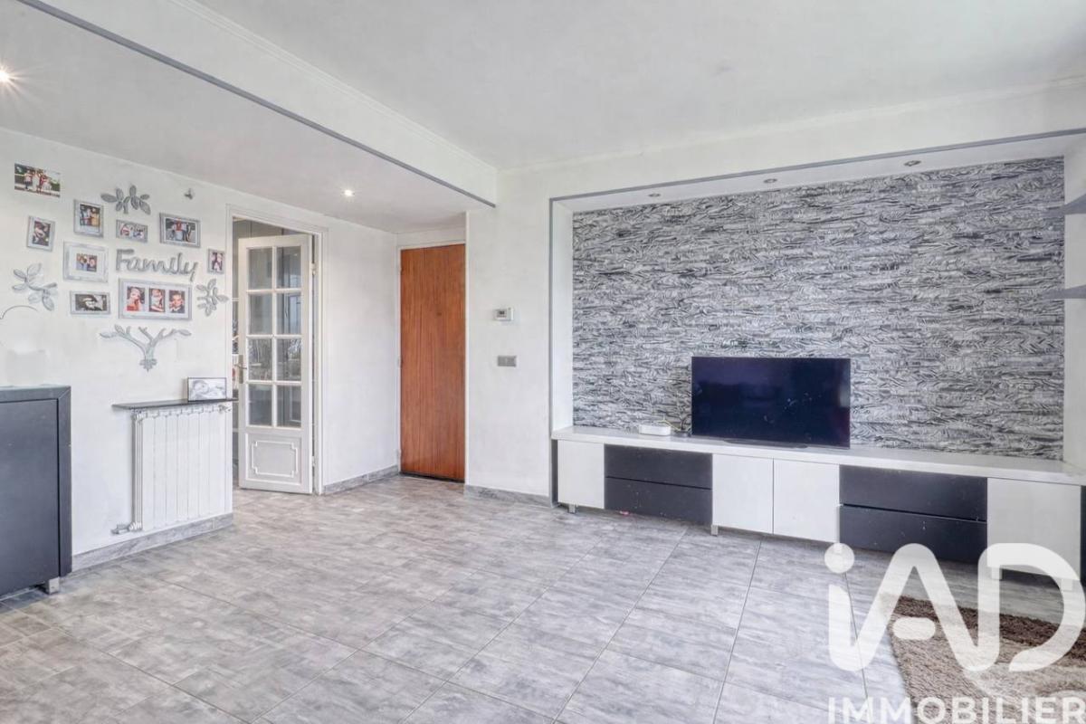 Appartement 3 Pièce(s) Groslay