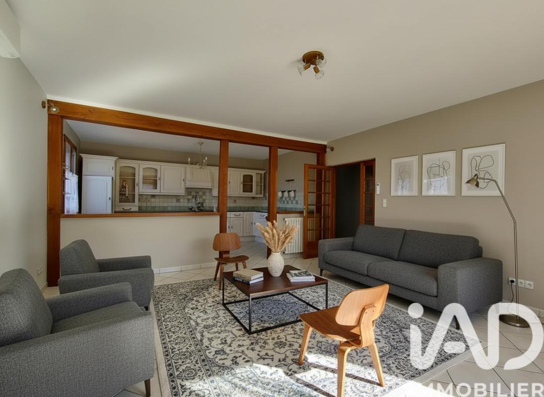 Maison traditionnelle 7 Pièce(s) Estivareilles