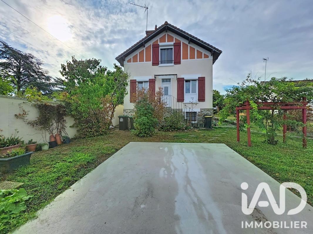 Maison 5 Pièce(s) Égly