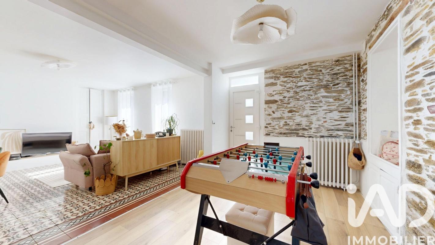 Maison 5 Pièce(s) Beaupréau-en-Mauges