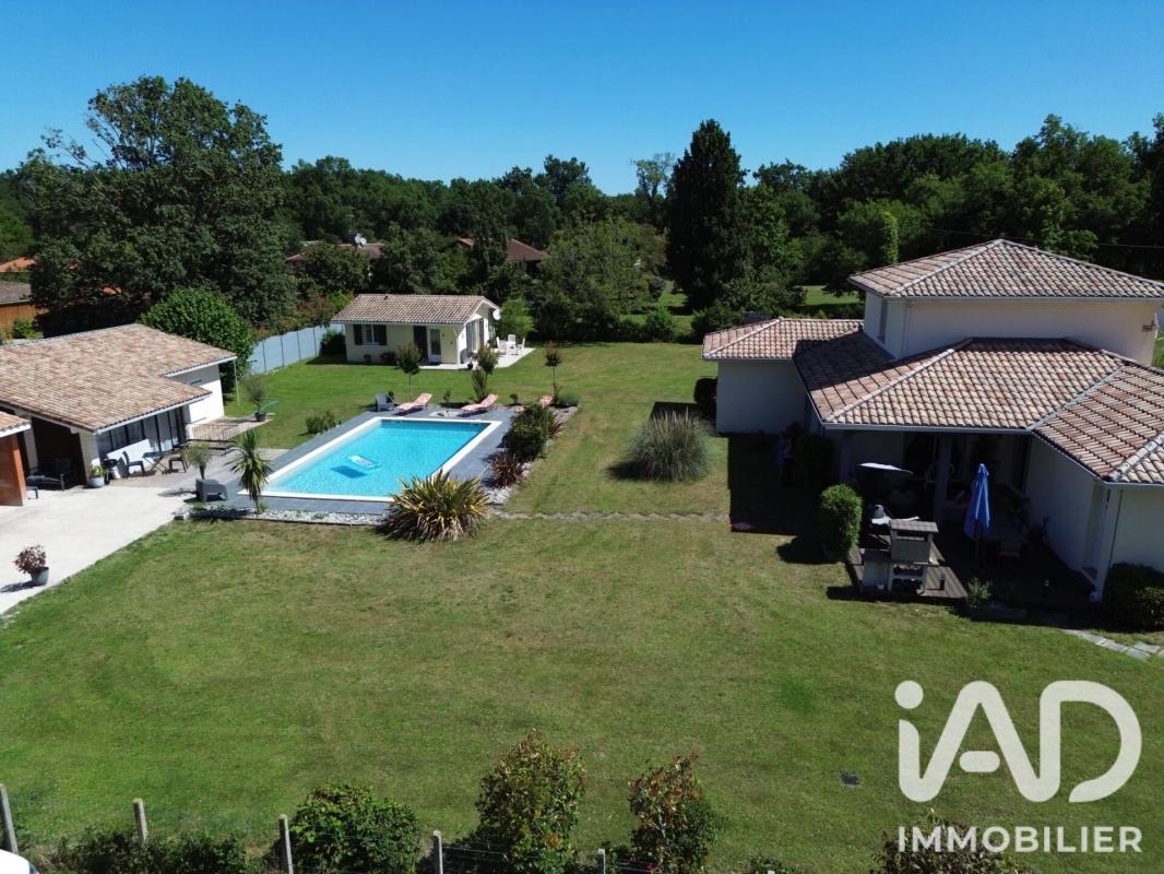 Maison 10 Pièce(s) Parentis-en-Born - Photo 1