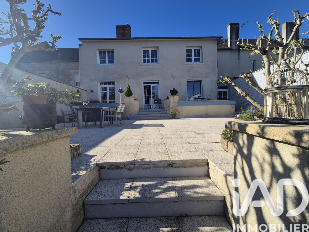 Maison 7 Pièce(s) Thouars