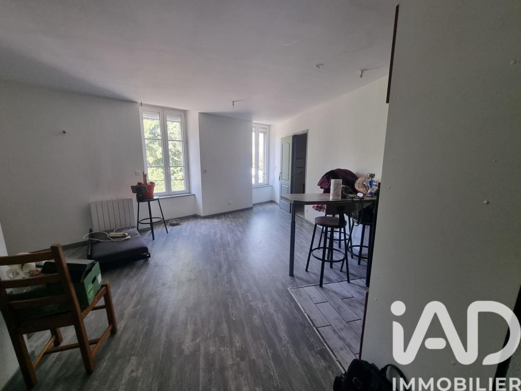 Immeuble  Saint-Germain-Laval - Photo 1