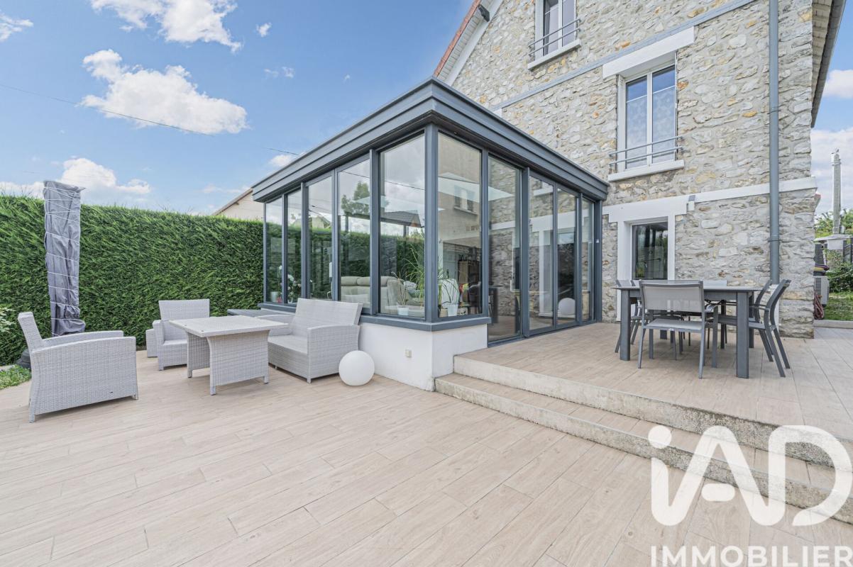 Maison 7 Pièce(s) Lagny-sur-Marne