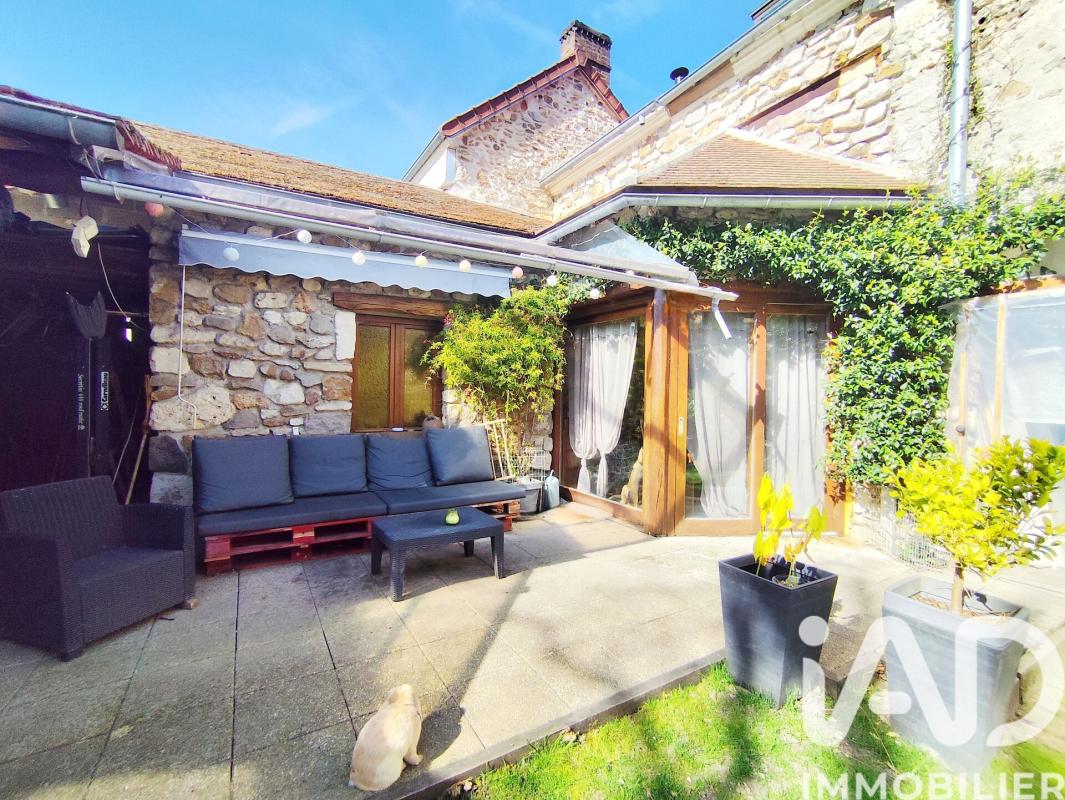 Demeure 6 Pièce(s) Montreuil-aux-Lions