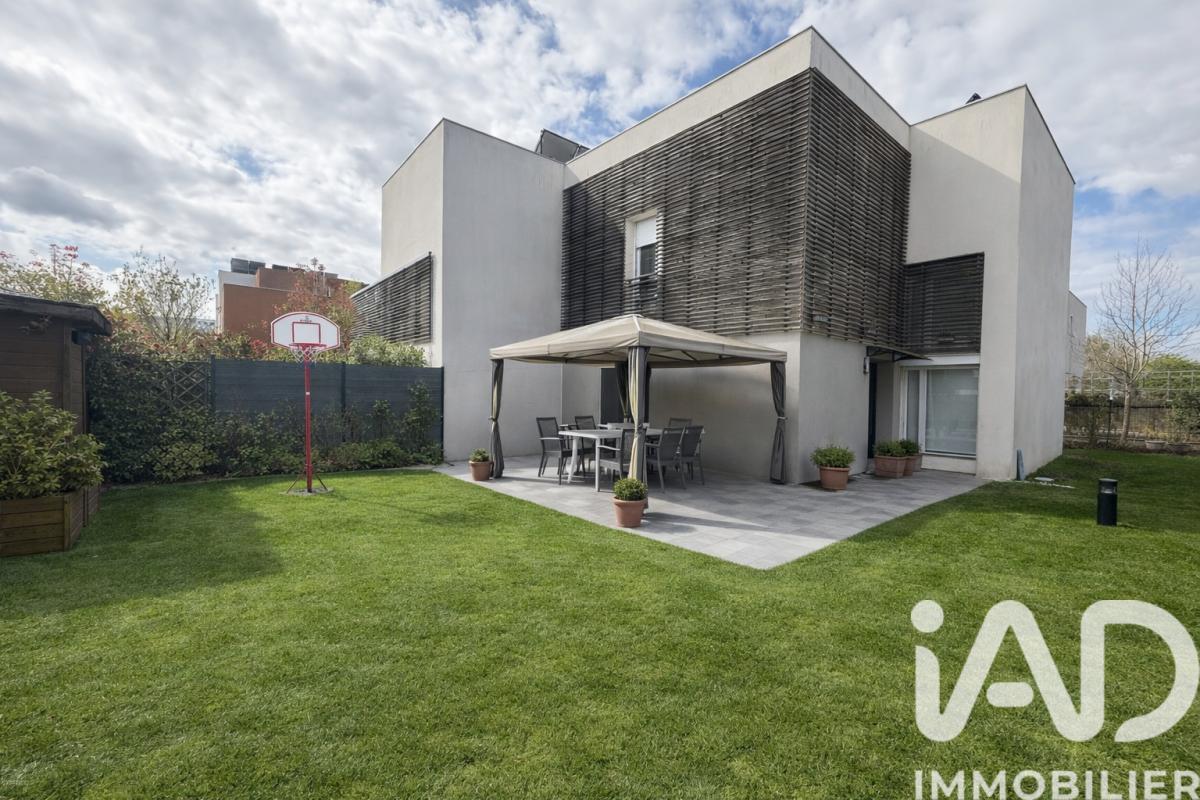 Maison 4 Pièce(s) Moissy-Cramayel