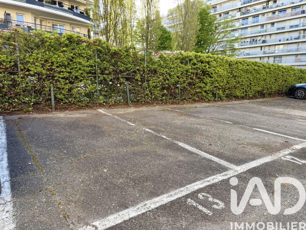 Parking  Courbevoie