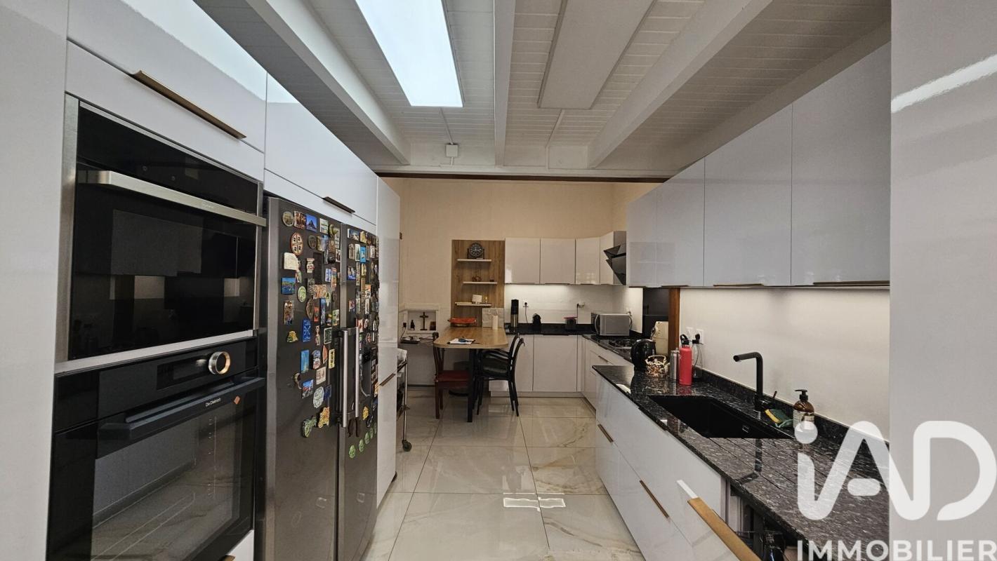 Maison 6 Pièce(s) Saint-Denis - Photo 15
