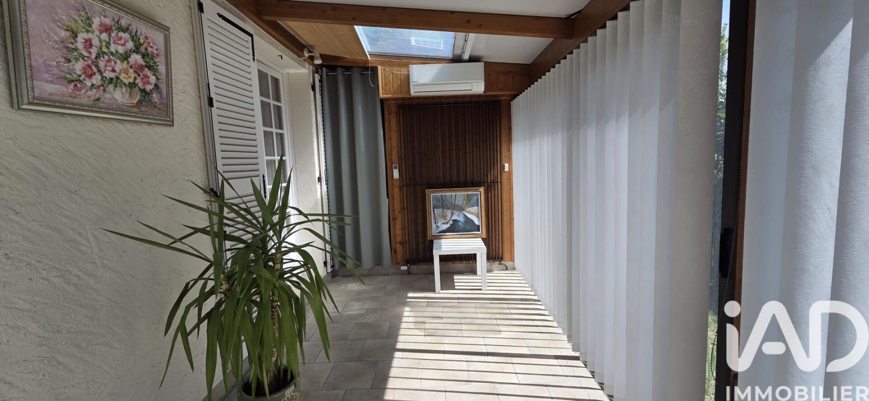 Maison 5 Pièce(s) Nuaillé