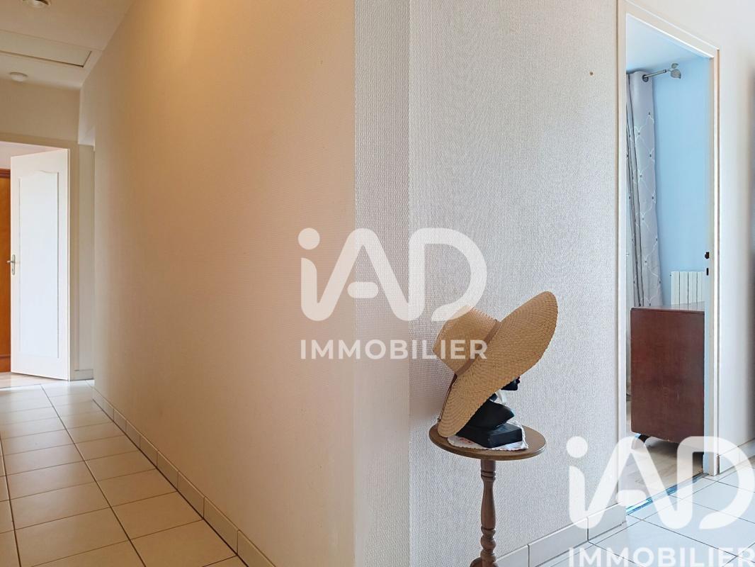Maison 6 Pièce(s) Savigny-Lévescault - Photo 11
