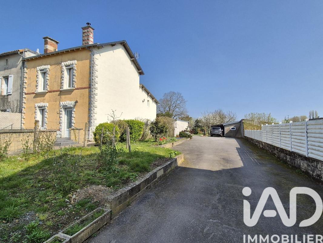 Maison de village 4 Pièce(s) Vasles