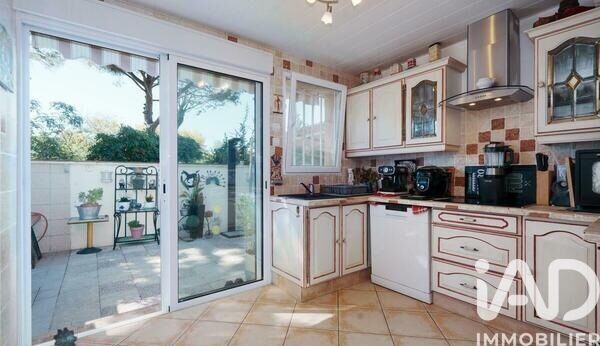 Maison 4 Pièce(s) Vias