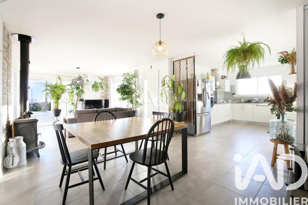 Maison 4 Pièce(s) Drémil-Lafage