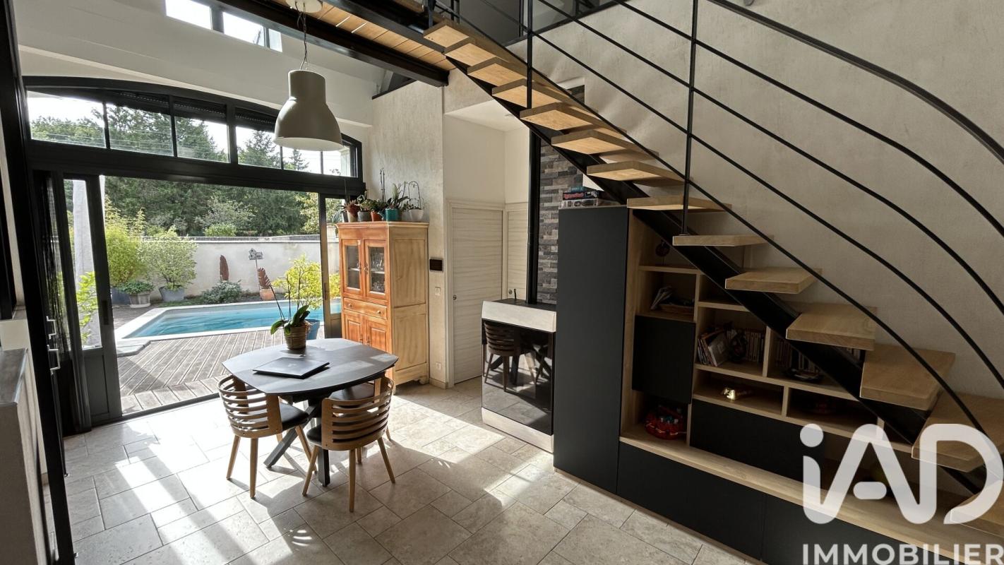 Maison 4 Pièce(s) Azay-sur-Cher