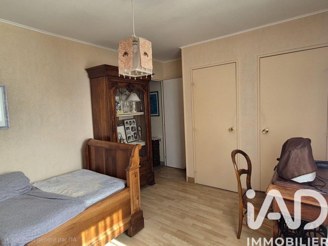 Maison 8 Pièce(s) Saint-Germain-lès-Corbeil - Photo 13