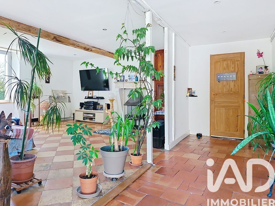 Maison 8 Pièce(s) Vélines