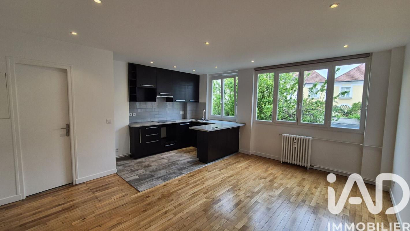 Appartement 3 Pièce(s) Puteaux