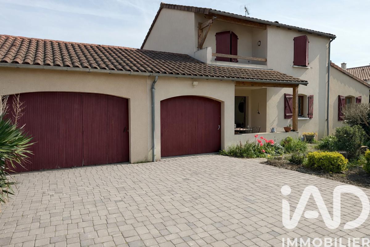 Maison 7 Pièce(s) Antran