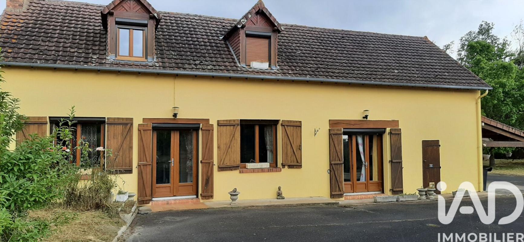 Maison longère 5 Pièce(s) La Bruère-sur-Loir