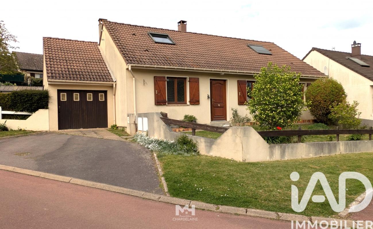 Maison 8 Pièce(s) Ollainville