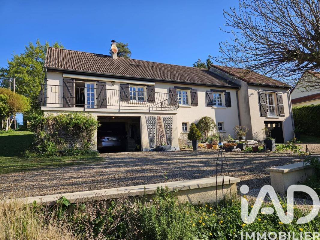 Maison traditionnelle 8 Pièce(s) Montval-sur-Loir